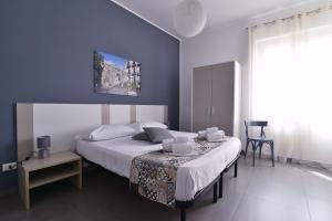 Double or Twin Room with Private Bathroom room in B&B Le Porte Del Centro