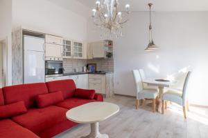 Apartments Mensura close to quiet beaches