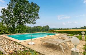 Maisons de vacances Amazing Home In Beauville With 2 Bedrooms, Private Swimming Pool And Outdoor Swimming Pool : photos des chambres