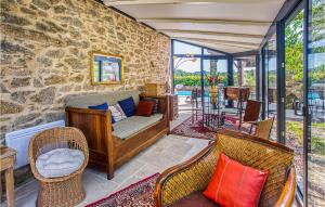 Cozy Home In Augignac