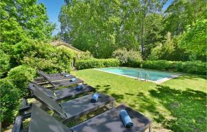 Maisons de vacances Stunning Home In Lagnes With 4 Bedrooms, Wifi And Outdoor Swimming Pool : photos des chambres