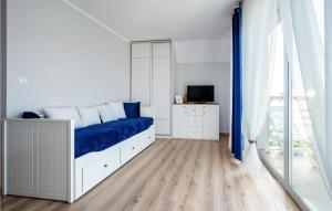 1 Bedroom Amazing Apartment In Darlówko