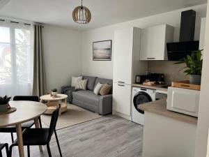 Appartements Appart Cozy CDG, Paris, Disney, Parc Expo, Asterix : photos des chambres