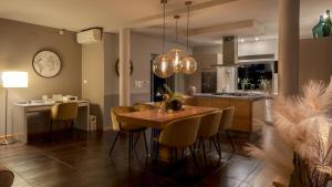 Villa Labin in Zartinj - luxury privacy heated pool with auto cover