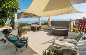 3 Bedroom Beautiful Apartment In Mirca - Mirce