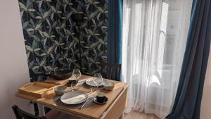 Le Petit Meslier, 15 min Cathédrale - old town