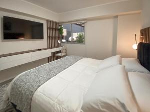 Silvias New Spacious Patio Pad