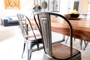 Villas Grande Maison Familiale avec Piscine et BBQ, Calme, Proche transport : photos des chambres