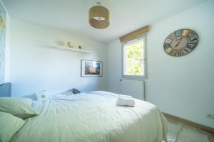 Villas Villa avec Piscine et BBQ, Calme, Proche transport : photos des chambres