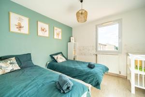 Villas Grande Maison Familiale avec Piscine et BBQ, Calme, Proche transport : photos des chambres