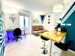 Appartements Color Studio - Proche Gare - 2P : photos des chambres