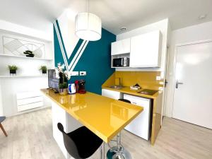 Appartements Color Studio - Proche Gare - 2P : photos des chambres