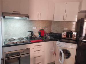 وحدة فندقية سياحية بكمبوانداند وسط الغردقة