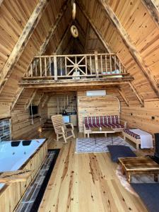 Mavera Suit Bungalow