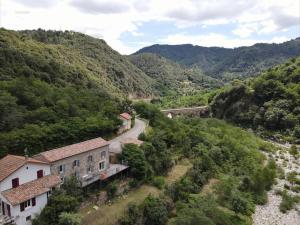 Maisons de vacances Le gite de Moulinas : photos des chambres