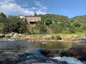 Maisons de vacances Le gite de Moulinas : photos des chambres