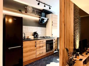 Heart of the city - Modern studio with balcony