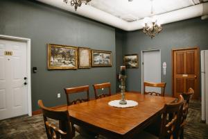Bricktown Inn