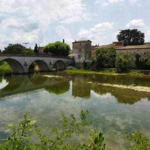 Maisons de vacances Maison 6 chambres avec piscine : photos des chambres