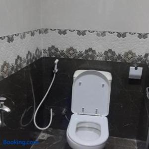 Making friends with guests