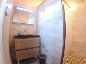 Appartements bnbgones - LE PANORAMIQUE - Rillieux - Proche Lyon - WIFI : photos des chambres