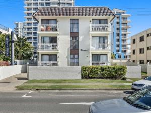 Maroochy Beachside 3 Bedroom Getaway