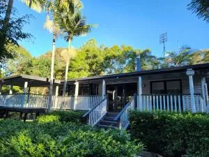 The Tranquil Retreat - Laravale