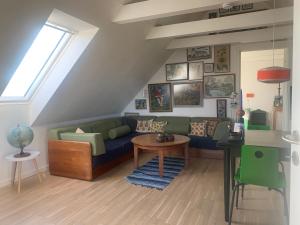 Drejerindens kreative stemningsfulde lejlighed