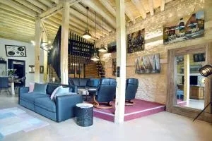 Galerie - Ancienne galerie de peinture sur le port - Lanvallay