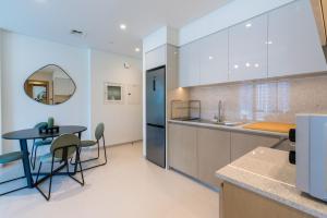 Luxury Burj Royale in the heart of Downtown