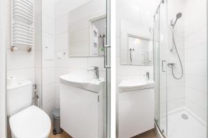 Szymanowskiego 4 by Homeprime