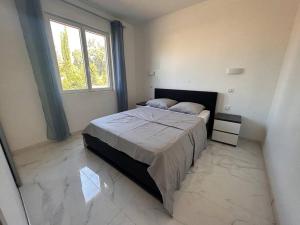 Villa Appartement 3 chambres, refait à neuf, piscine, proche mer et gare