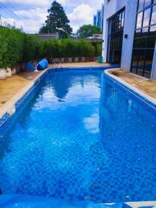 Lux Suites Nova APartments Westlands