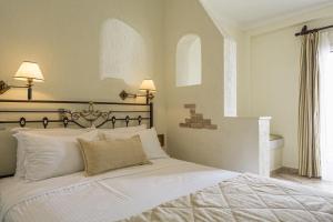 Contaratos Beach Hotel