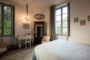 B&B / Chambres d'hotes Domaine Le Castelet : Chambre Double - Vue sur Jardin