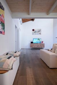 The Chianti Rooster Flat