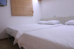 Phòng Cổ Điển Cho 4 Người (Classic Quadruple Room)