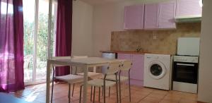 Appartements LES VILLAGINES : photos des chambres