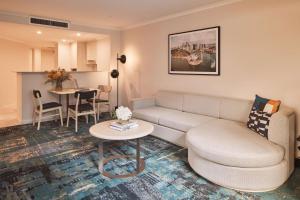 Superior Apartment room in Radisson Hotel & Suites Sydney