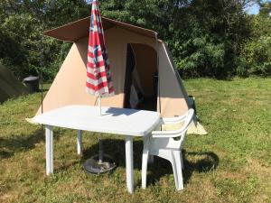 Campings Tente Nature 2 personnes : photos des chambres