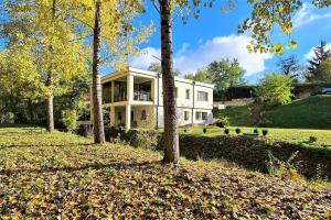 Appartements T-2 ouest 47m2 la maison au bord du Canal du Midi : photos des chambres