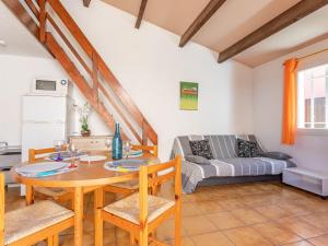 Holiday Home Les Leucatines 3 by Interhome