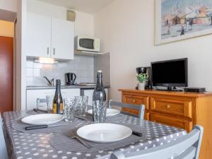 Appartements Apartment Le Beach-1 by Interhome : photos des chambres