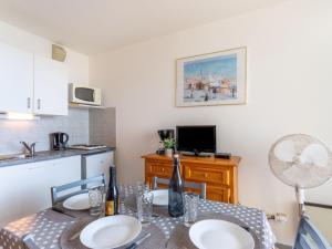 Appartements Apartment Le Beach-1 by Interhome : photos des chambres