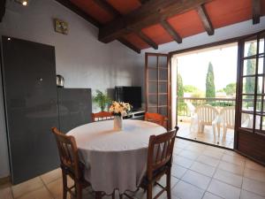 Apartment les Oiseaux-1 by Interhome