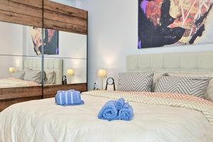 Cozy apartment located on Piraeus Port area-(SPETS_D1)