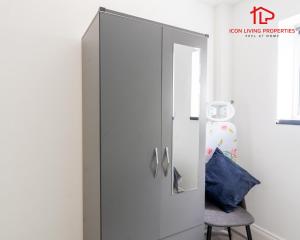 Arch-View Apartment 1 By Icon Living Properties Short Lets & Serviced Accommodation Wembley