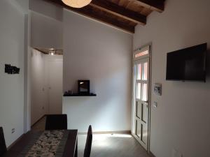 Teo’s Holiday Home