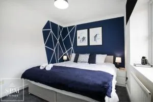 3 Bed House-TVs Every Bedroom-Free Parking-WiFi - Loughton