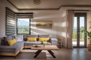 Malena Residence by 8essentially